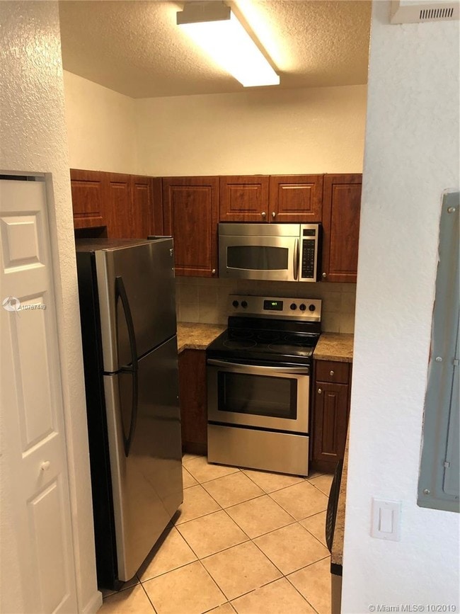 Building Photo - 1316 N Santa Catalina Cir