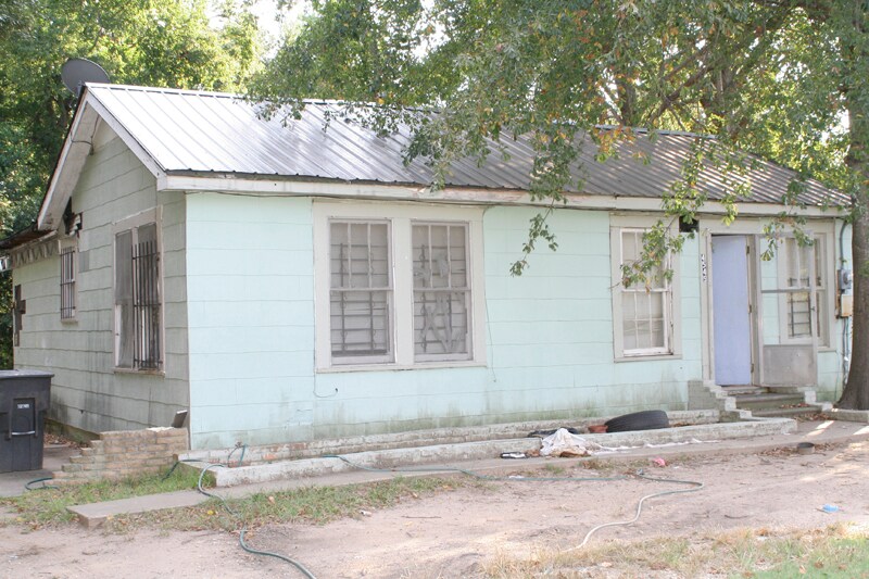Primary Photo - 4549 Lyba St