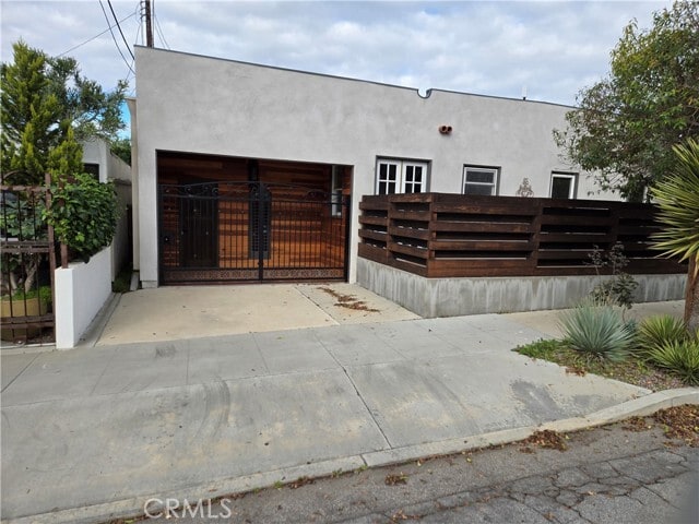 Foto del edificio - 4979 E 14th St