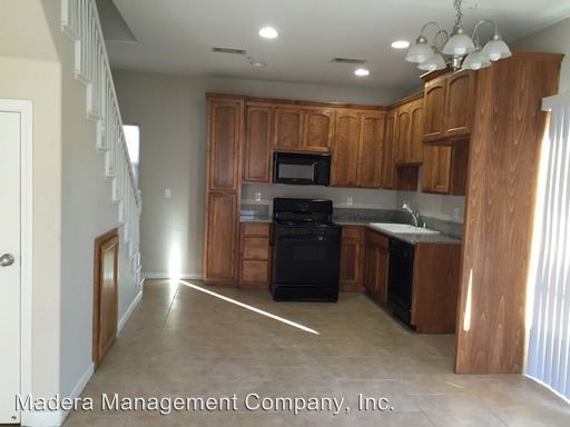 Building Photo - 320 Olive Way