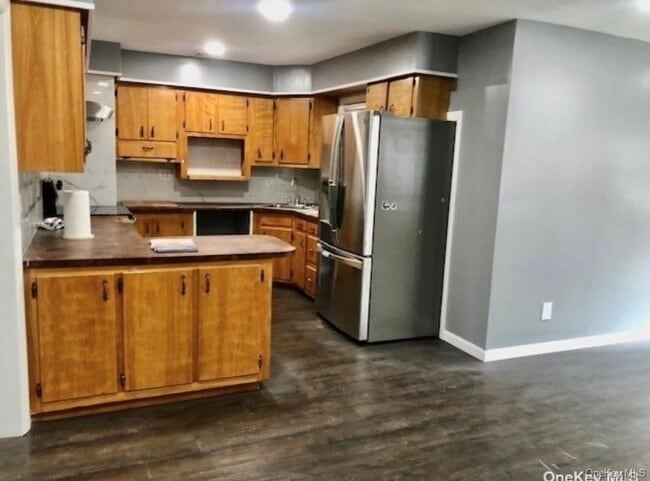 Foto del edificio - 1099 Nugent Ave