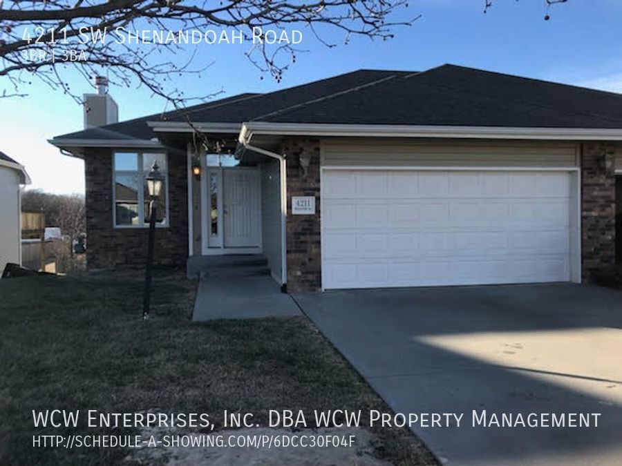 Primary Photo - Elegant 3 bedroom 2 bath duplex!