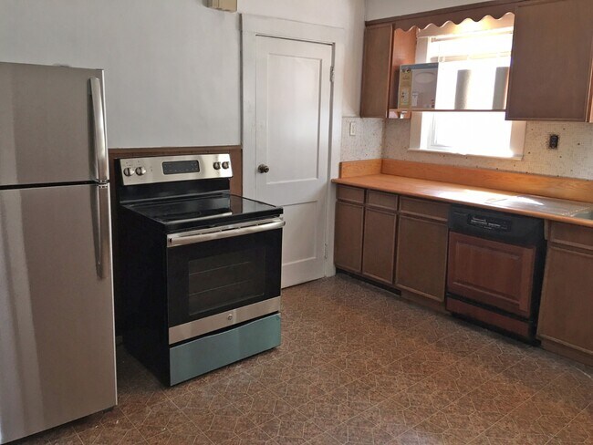 Foto del edificio - 232 Corey Rd
