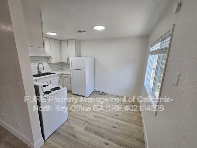 Foto del edificio - 308 Cooper Ln