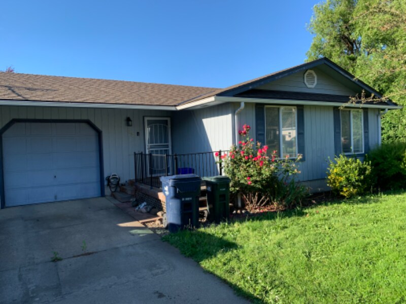 290 ArtLott Ln, Creswell, OR 97426 Room for Rent in Creswell, OR