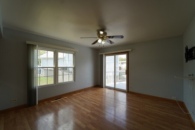 Foto del edificio - 1008 Southbridge Ln