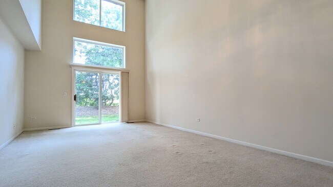 Foto del edificio - 937 Huntington Dr