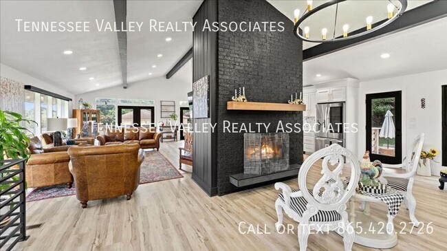 Building Photo - 813 N Cedar Bluff Rd