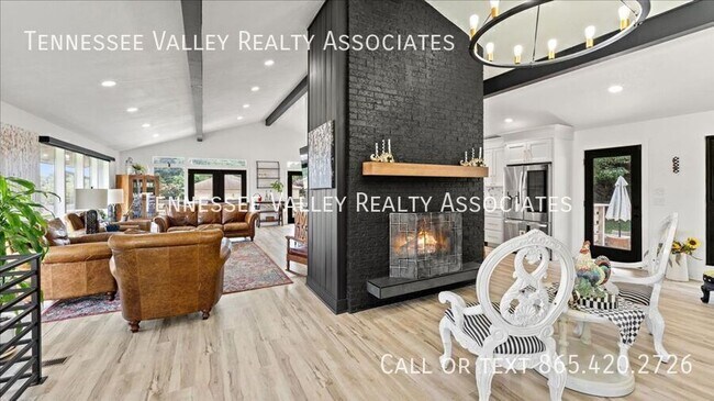 Foto del edificio - 813 N Cedar Bluff Rd