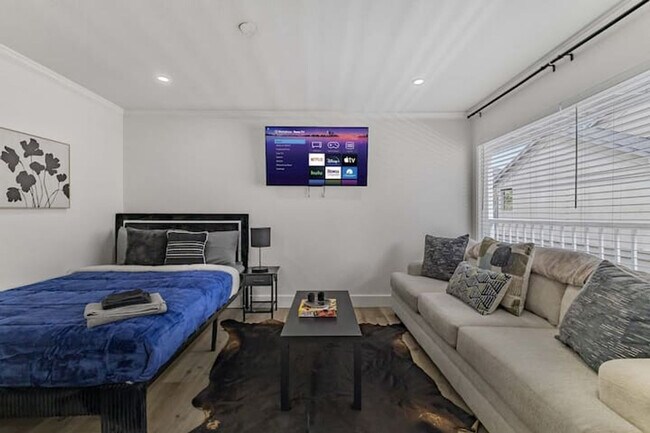 Foto del edificio - 2216 Hazard St