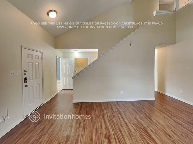 Foto del edificio - 1015 Redcrest Springs Ct