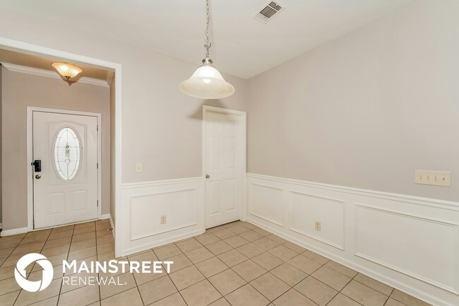 Building Photo - 1184 Washington Dr