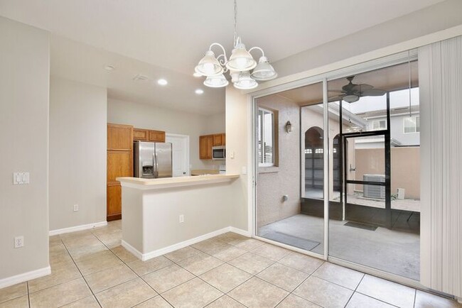 Foto del edificio - Charming 3/2.5 Spacious Townhome with a 2 ...