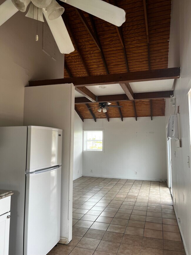 Foto del edificio - 1220 3rd St