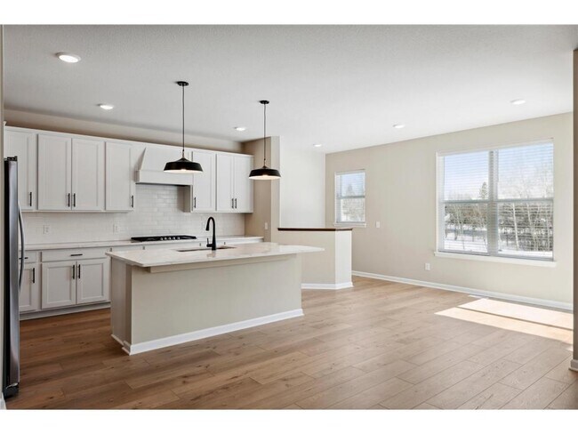 Foto del edificio - 19162 62nd Ave N