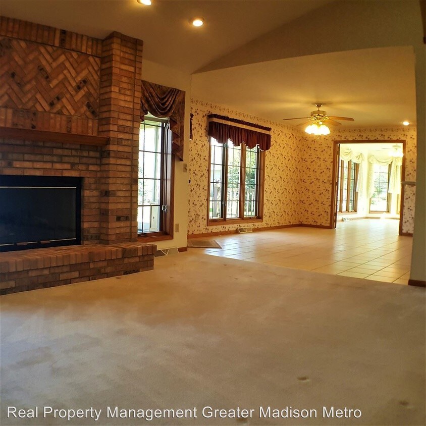 311 Emily Ln, Beaver Dam, WI 53916 House Rental in Beaver Dam, WI