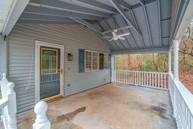 Foto del edificio - 3828 Melissa Ln