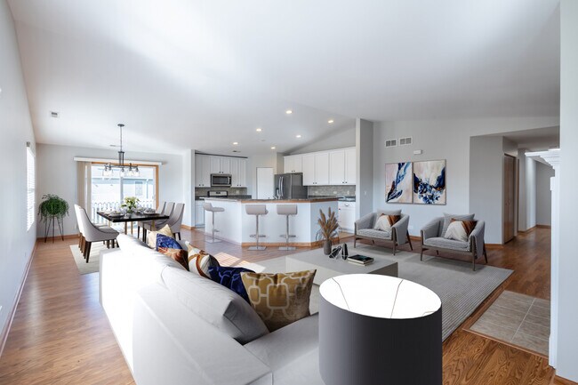 Foto del edificio - 1573 Millbrook Dr
