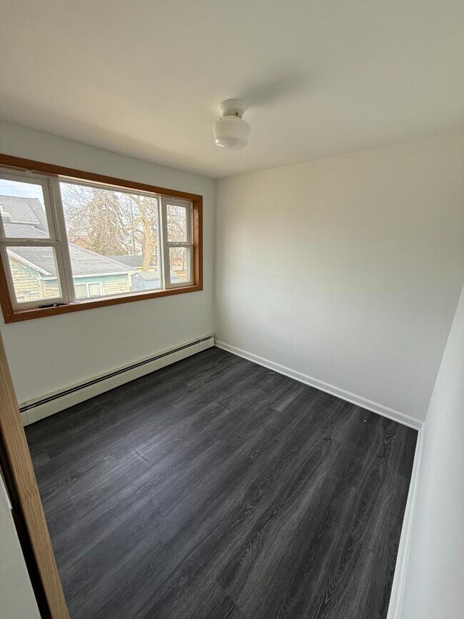 Foto del edificio - 615 Ogden St