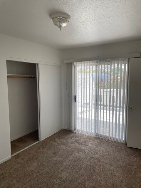 Bedroom - 230 Queens Way - 55+ Community