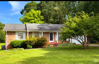 Building Photo - 203 Fleming Dr