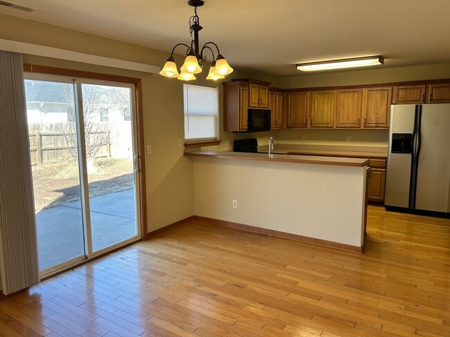 Building Photo - Wonderful Single Family Home
