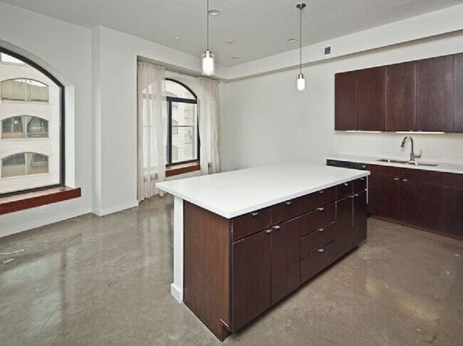 Foto del edificio - Apartment for Rent