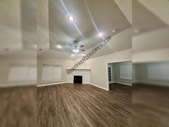 Foto principal - 9 Summer Ridge Ct