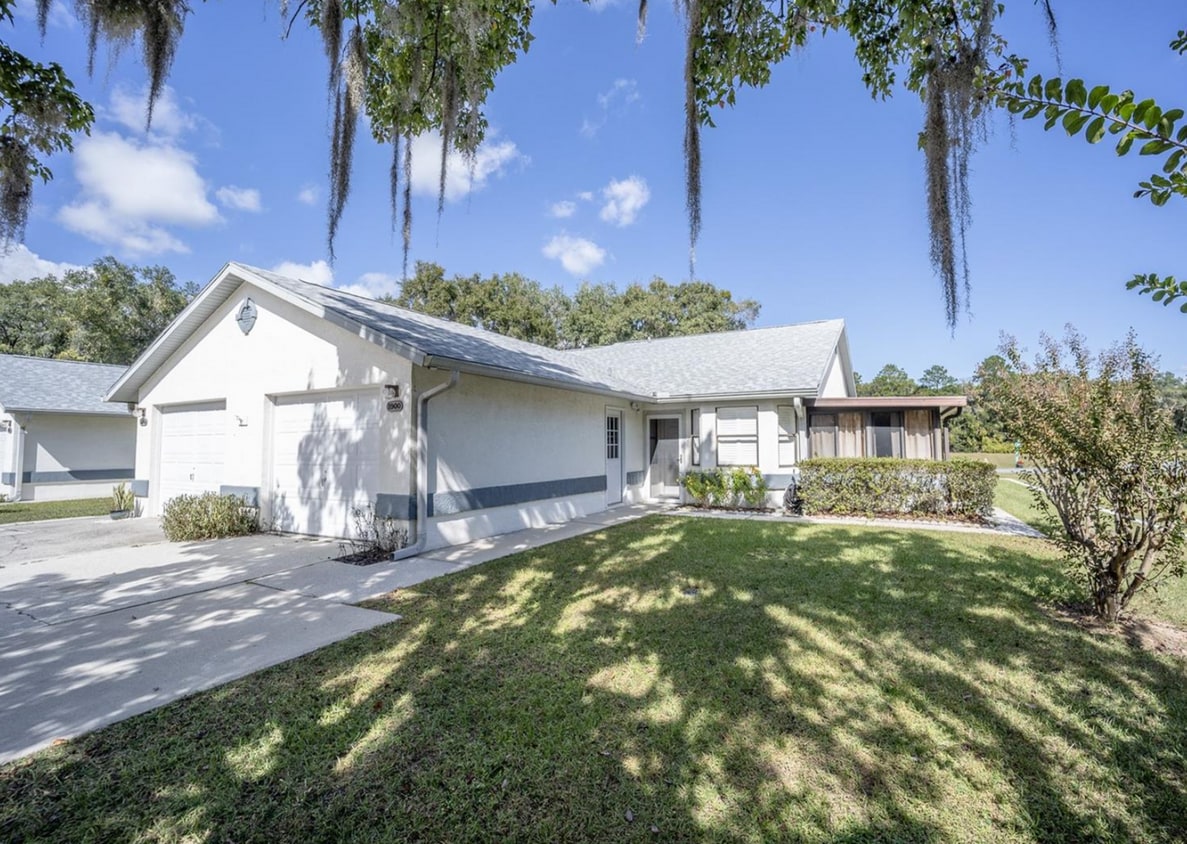 Primary Photo - 2BR/2BA Villa in Whispering Pines Community