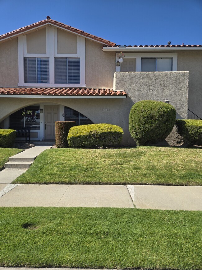 Foto del edificio - 235 Burton Mesa Blvd