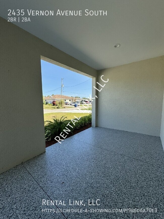 Foto del edificio - Discover modern living in Lehigh Acres wit...