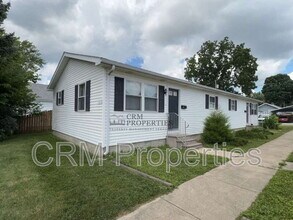 Building Photo - 720 S Lindsay St