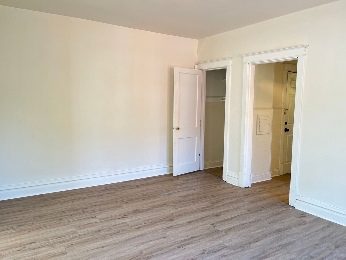 Primary Photo - 1-Bedroom Apartment on 2nd Floor
