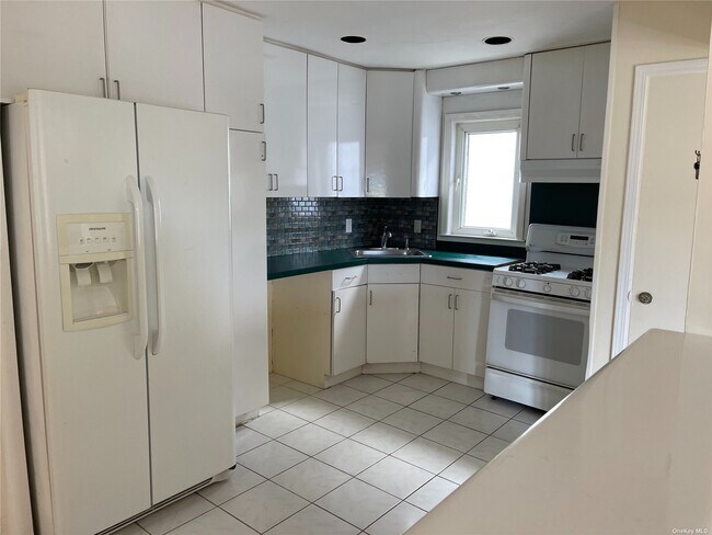 Foto del edificio - 2838 Oceanside Rd