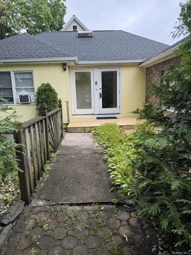 Foto del edificio - 45 S Middletown Rd