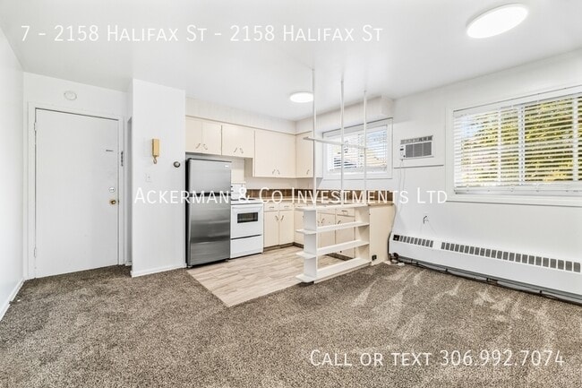 Building Photo - 2158-2158 Halifax St