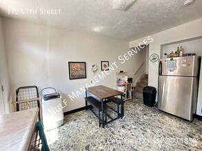 Building Photo - 172 47th St