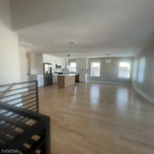 Building Photo - 1297 Avy St