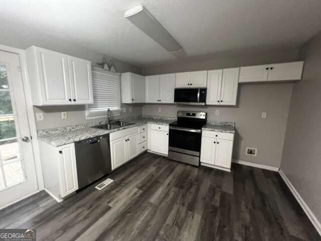 Building Photo - 66 Sadler Dr