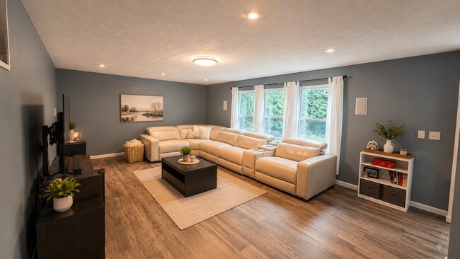Building Photo - 3079 Summit Run Dr