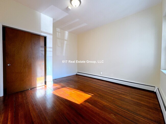 Foto del edificio - 60 Brighton Ave