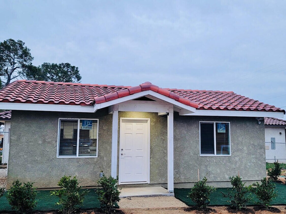 42847 48th St W, Quartz Hill, CA 93536 House Rental in Quartz Hill