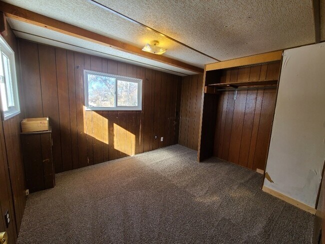 Building Photo - 3118 S Greeley Hwy