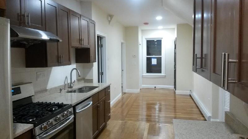 Foto principal - 1512 Commonwealth Avenue