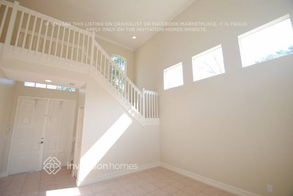 Foto del edificio - 5700 NW 62nd Manor