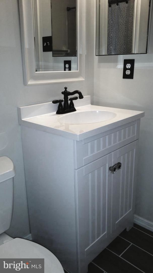 Building Photo - 2406B Shurlock Ct