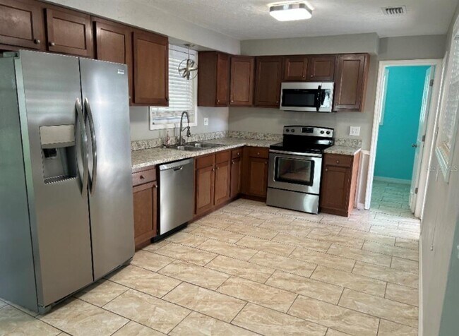 Foto del edificio - 1431 SE 42nd Pl