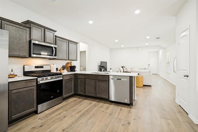 Foto del edificio - 609 Nature Stroll Rd