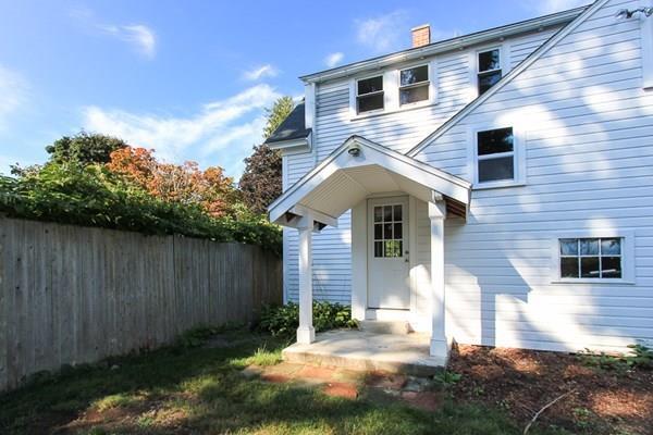 Building Photo - 38 Arbor St