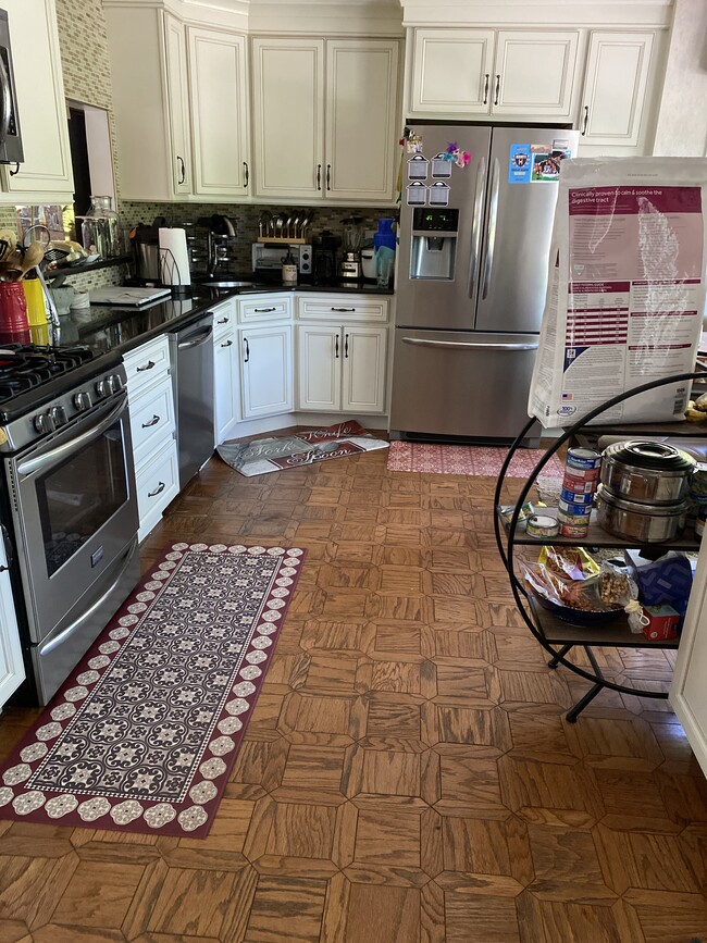 Kitchen - 7 Hiram Sq